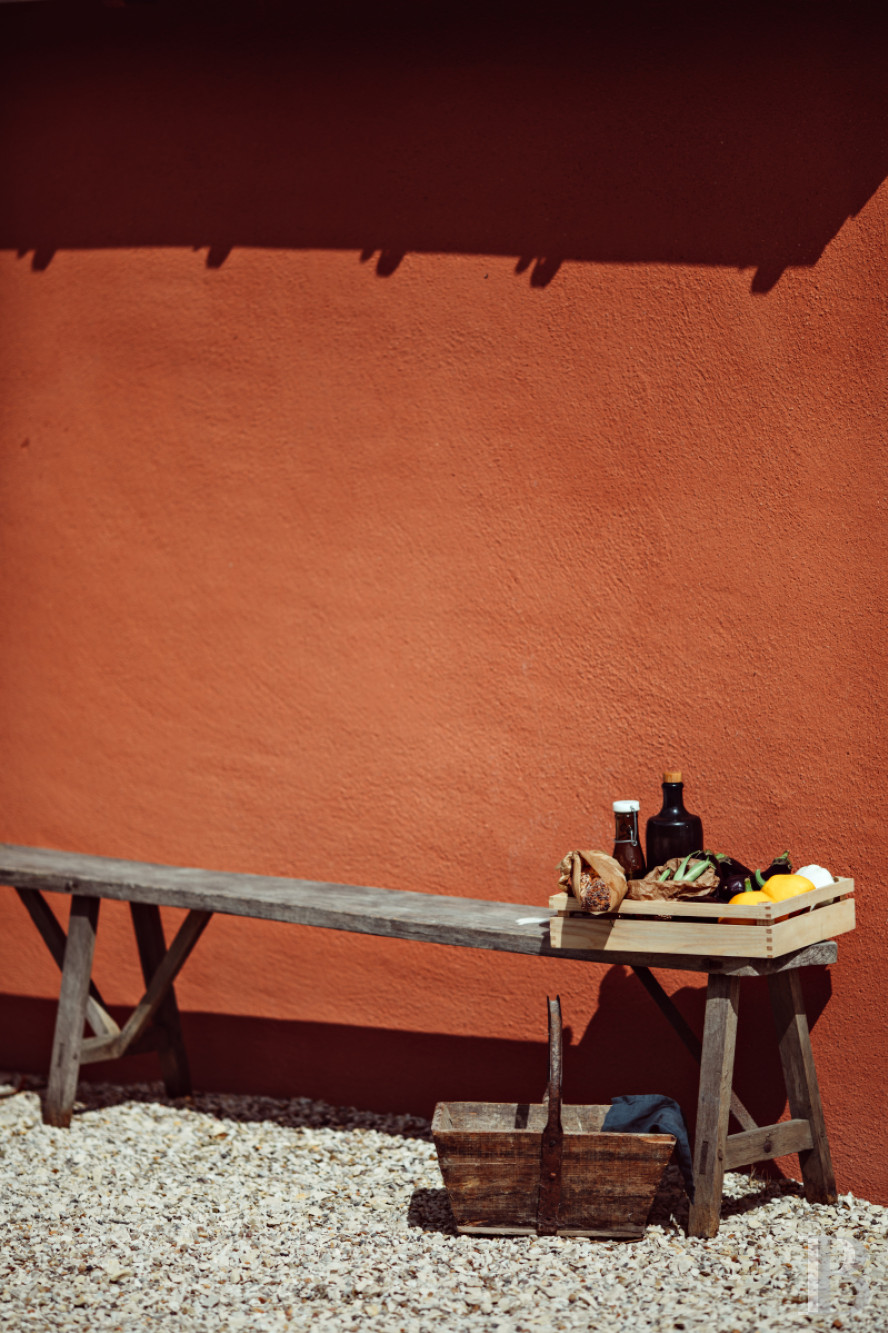 A country house rental for a year with access to the services and facilities of a large estate, an hour’s train ride from Paris in Touraine  - photo  n°2